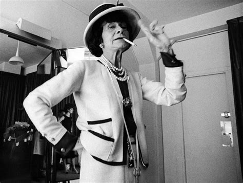 coco chanel morte de quoi|Coco Chanel meaning in english.